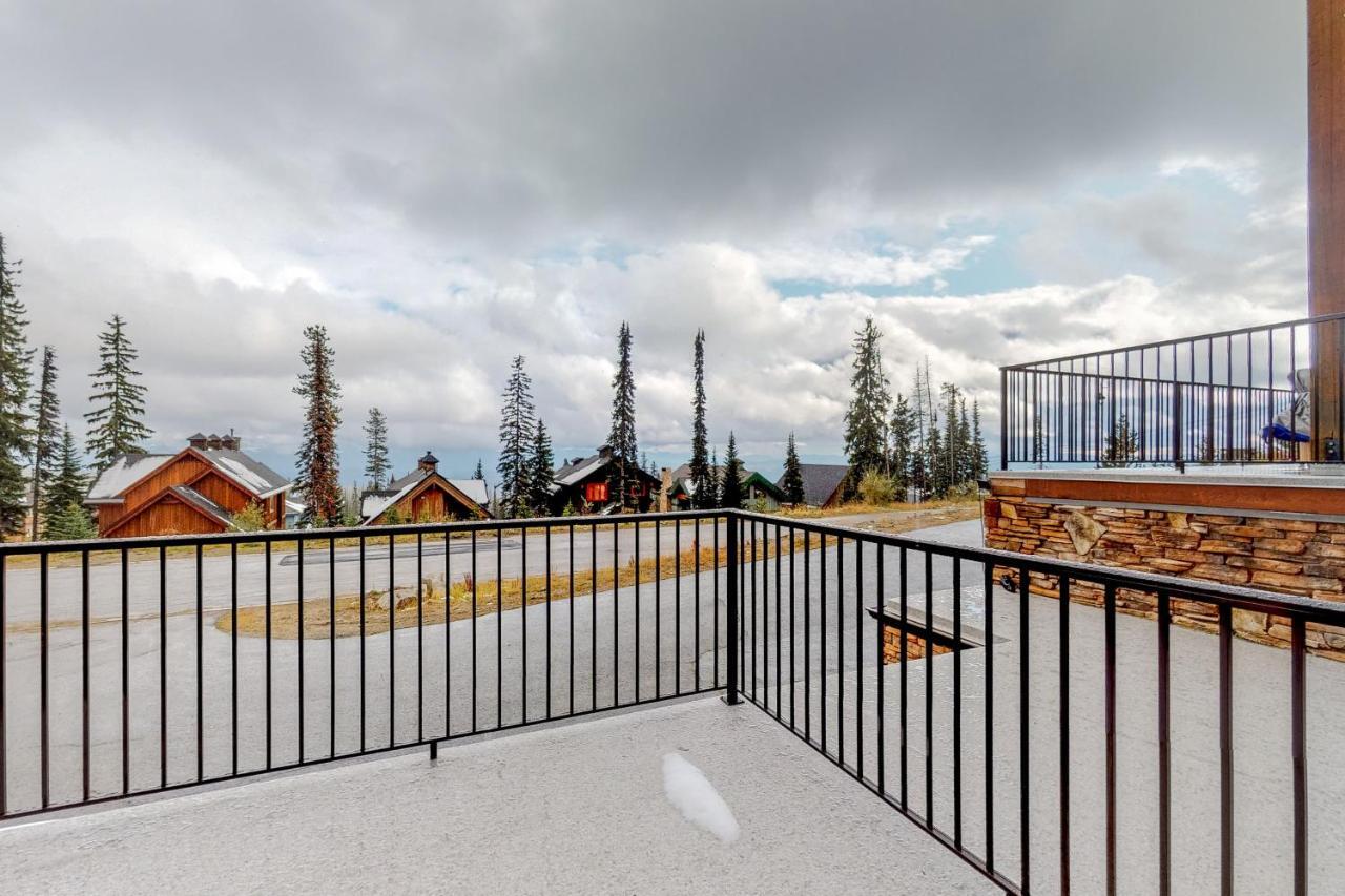 Towering Pines 2 Apartment Big White Ski Resort Luaran gambar